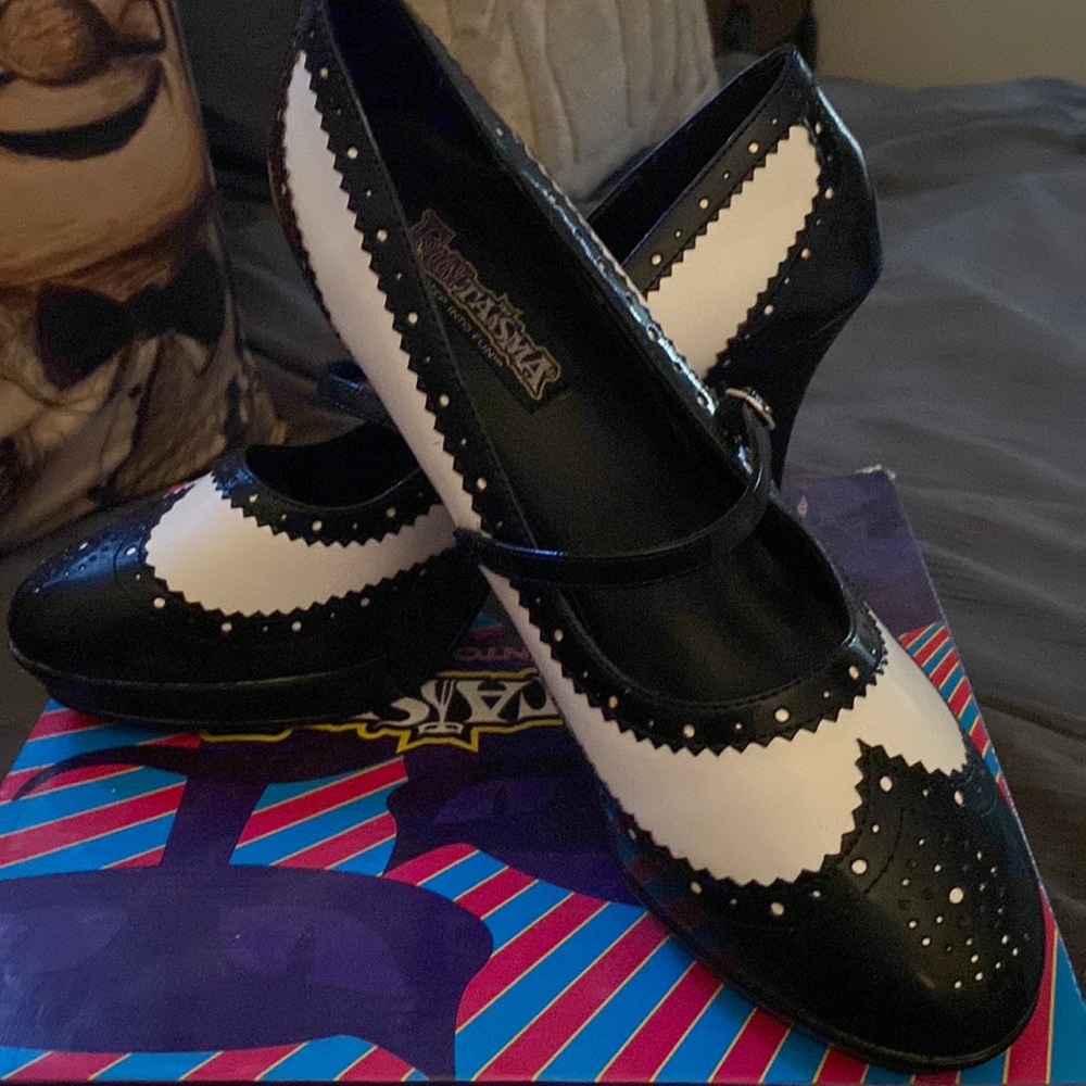 Fantasma platform, high heels, pinup girl shoes